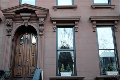 Victorian exterior home idea in New York
