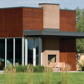 Airport House - Denver Contemporary Residence