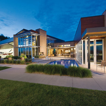 Airport House - Denver Contemporary Residence