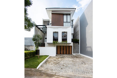 Minimalist exterior home photo in Other