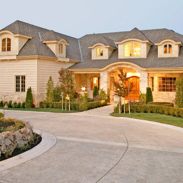 Alamo Estate