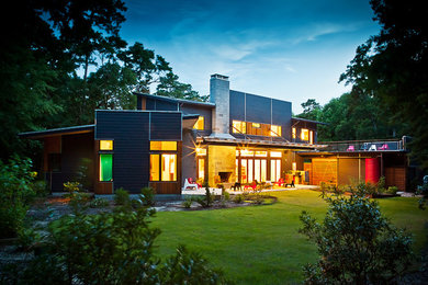 Modern exterior home idea in Wilmington