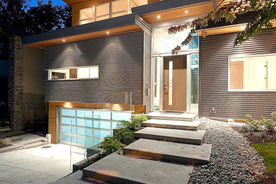 Inspiration for a modern metal exterior home remodel in Vancouver