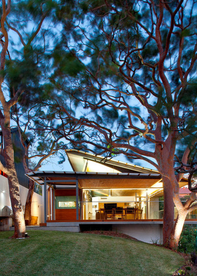 Contemporary Exterior by Richard Cole Architecture