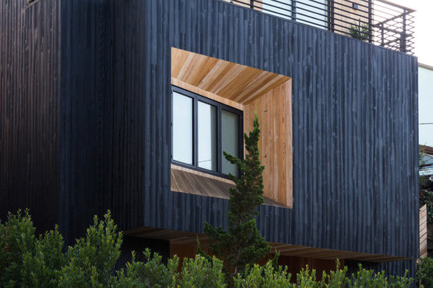 Trendy Hus & facade by reSAWN TIMBER co.