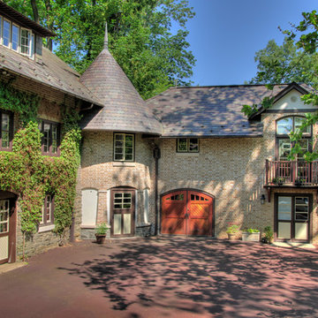 Artist's Studio in a Carriage House Addition