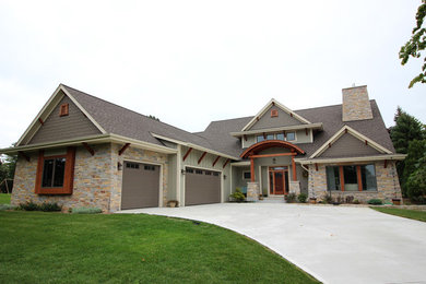 Inspiration for a timeless exterior home remodel in Milwaukee