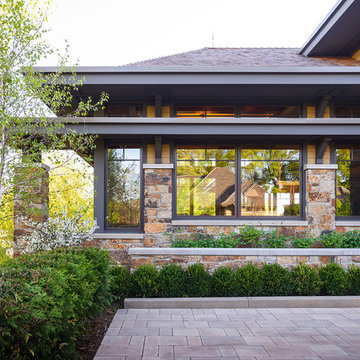 Arts & Crafts Masterpiece - Exterior Living Room