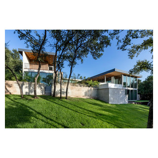 Austin, Texas Modern Home-Alaska White Oak - Modern - House Exterior ...