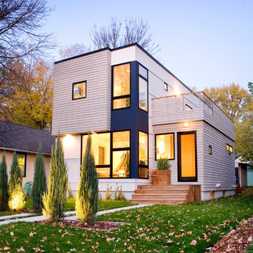 B- Line Medium 003 | front facade