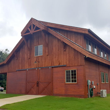 Barn Style Guest House with Garage