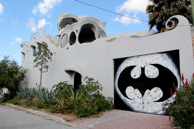Bat Casa Gaudi Artista