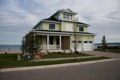 This is an example of a beach style house exterior in Grand Rapids.