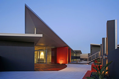 Inspiration for a contemporary house exterior in Hobart.