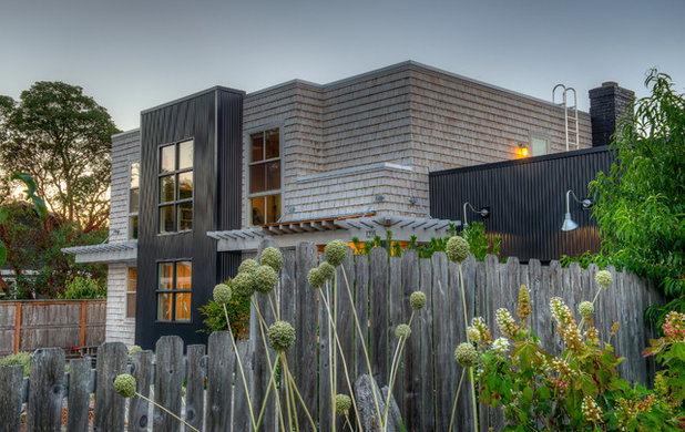 Contemporary Exterior by Dan Nelson, Designs Northwest Architects