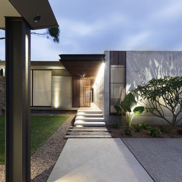 Beach House at Avoca Beach by Architecture Saville Isaacs