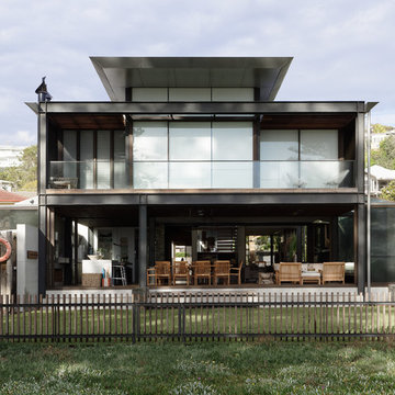 Beach House at Avoca Beach by Architecture Saville Isaacs