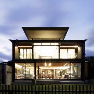 Beach House at Avoca Beach by Architecture Saville Isaacs