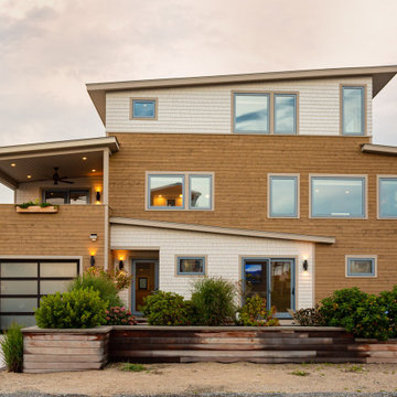BEACH HOUSE