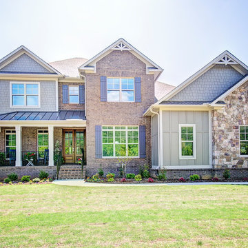 Beautiful Home in McMullen Cove