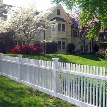 Beautiful White Wood Picket Fence