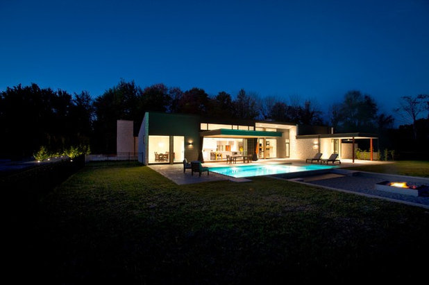 Modern Exterior by Drawing Dept