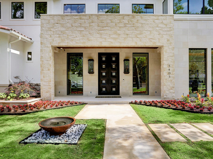 Transitional Exterior