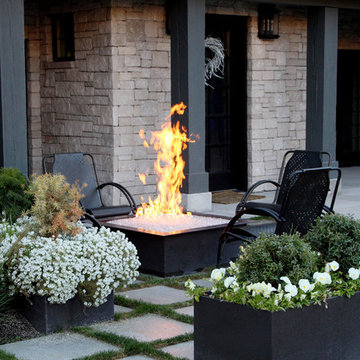 Fire Pit In Front Yard