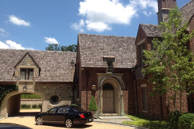 Elegant exterior home photo in Birmingham