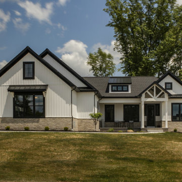 Black and White Modern Farmhouse Ranch