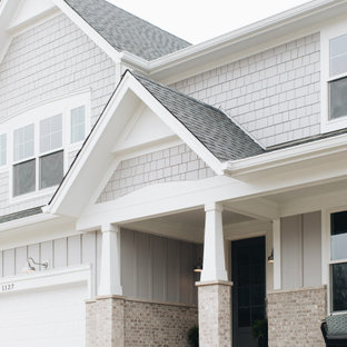 Inspiration for a transitional exterior home remodel in Chicago