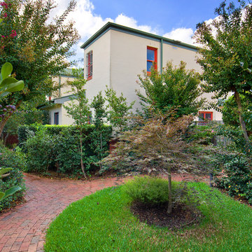 Boutique Townhouse in Peaceful Lilyfield Complex