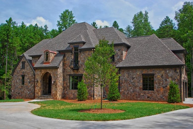 This is an example of a classic house exterior in Charlotte.