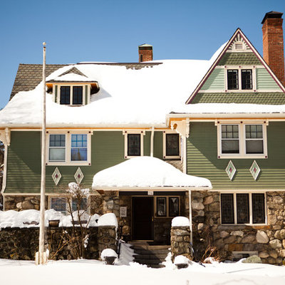 Victorian green exterior home idea in Boston