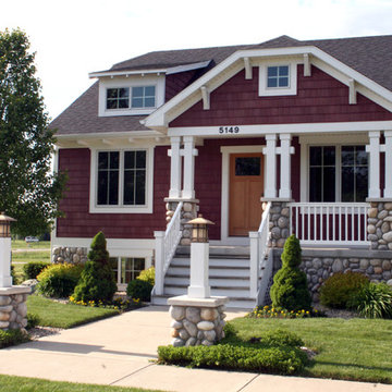 Bungalow style home