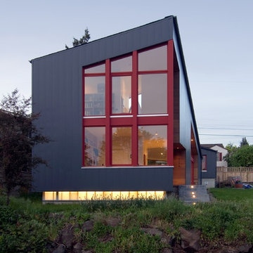 Burke Gilman Trail House