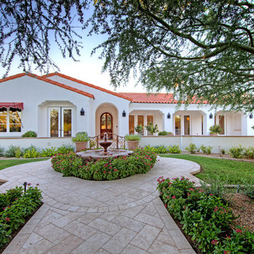 California Mission Meets The Hamptons