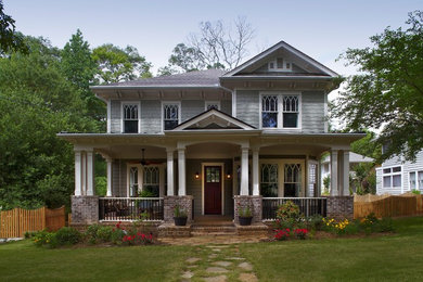Example of an arts and crafts exterior home design in Atlanta