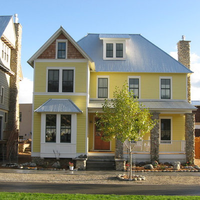 Victorian wood exterior home idea in Charlotte