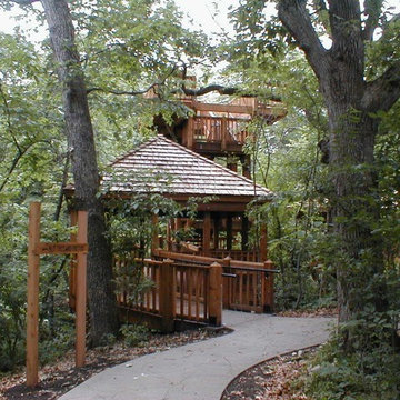 Canopy Treehouse