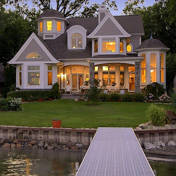 Cape Cod, Shingle style lake home