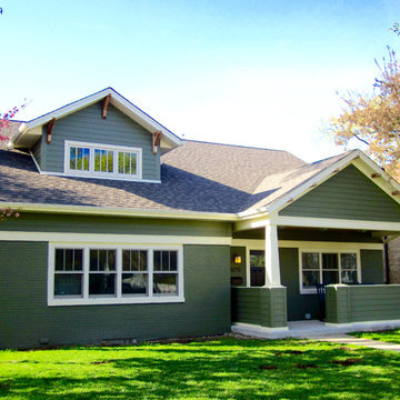 Cape Cod Style Home - Evanston, IL in James Hardie Siding & Trim