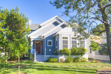 Idée de décoration pour une façade de maison marine.