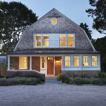 Captain's Residence: Exterior
