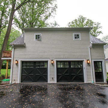 Carriage Style Guest House and Garage