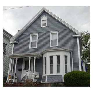 Carvedwood 44 Vinyl Siding - Traditional - Exterior