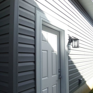 CertainTeed Charcoal Gray Vinyl Siding | Brentwood, MO. (63144)