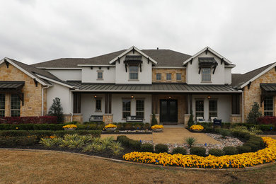 Cottage exterior home photo in Dallas
