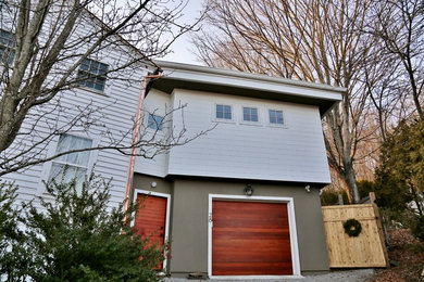 Minimalist exterior home photo in Bridgeport