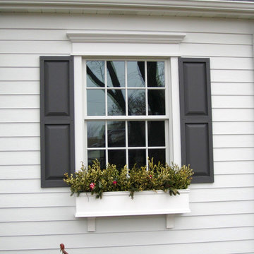 Chicago, IL James Hardie Siding Dutch Colonial White Exterior